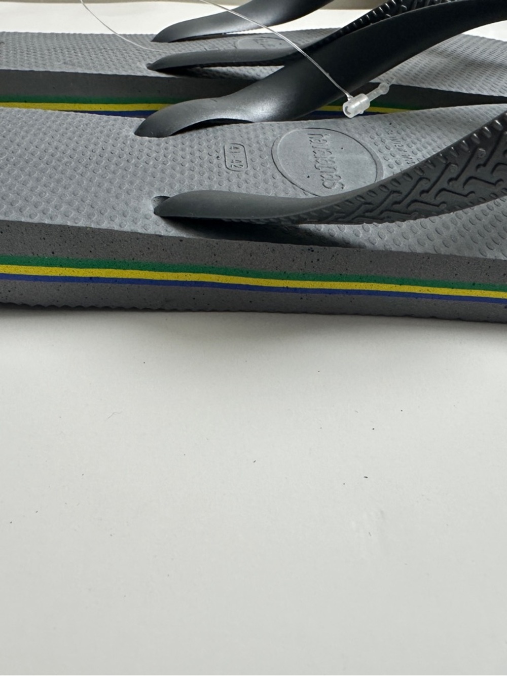 Havaianas Brazil Logo Flip Flops Steel Gray Mens 9/10 Womens 11/12 NWT - Picture 3 of 7